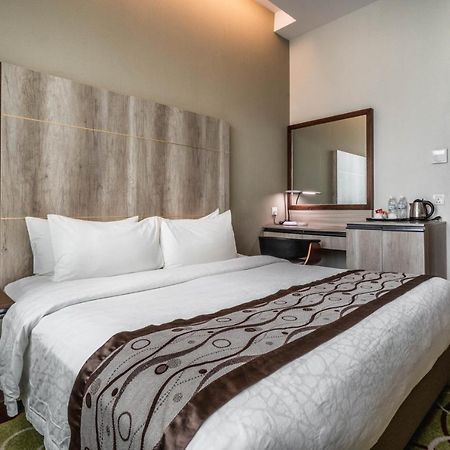 Ano Hotel Miri Eksteriør bilde