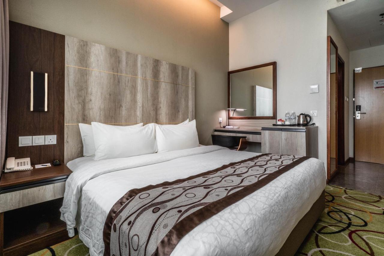 Ano Hotel Miri Eksteriør bilde