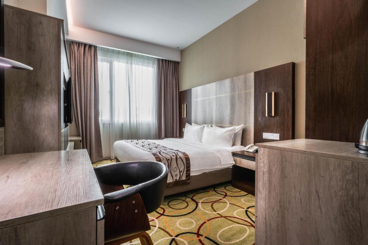 Ano Hotel Miri Eksteriør bilde
