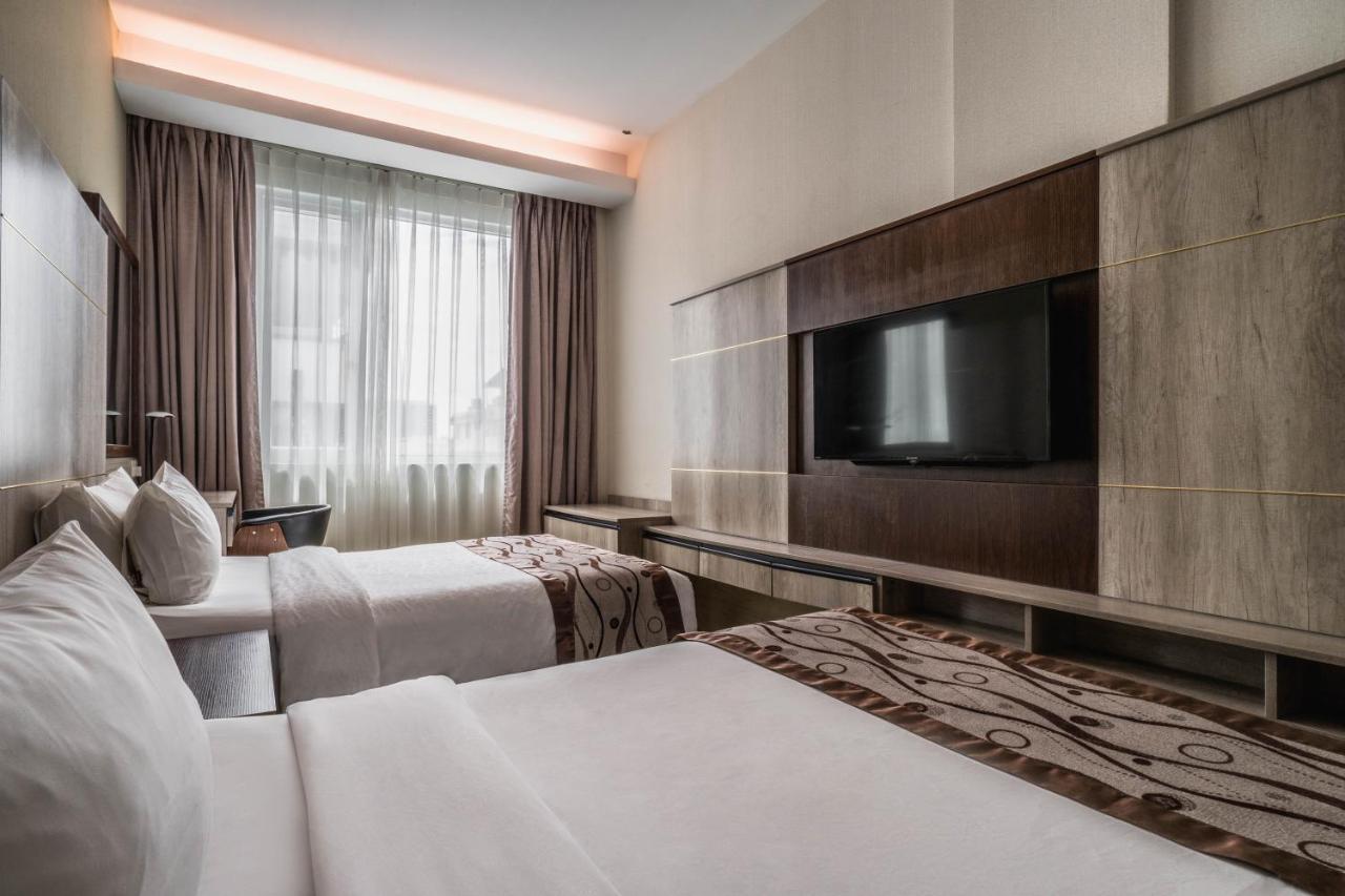 Ano Hotel Miri Eksteriør bilde