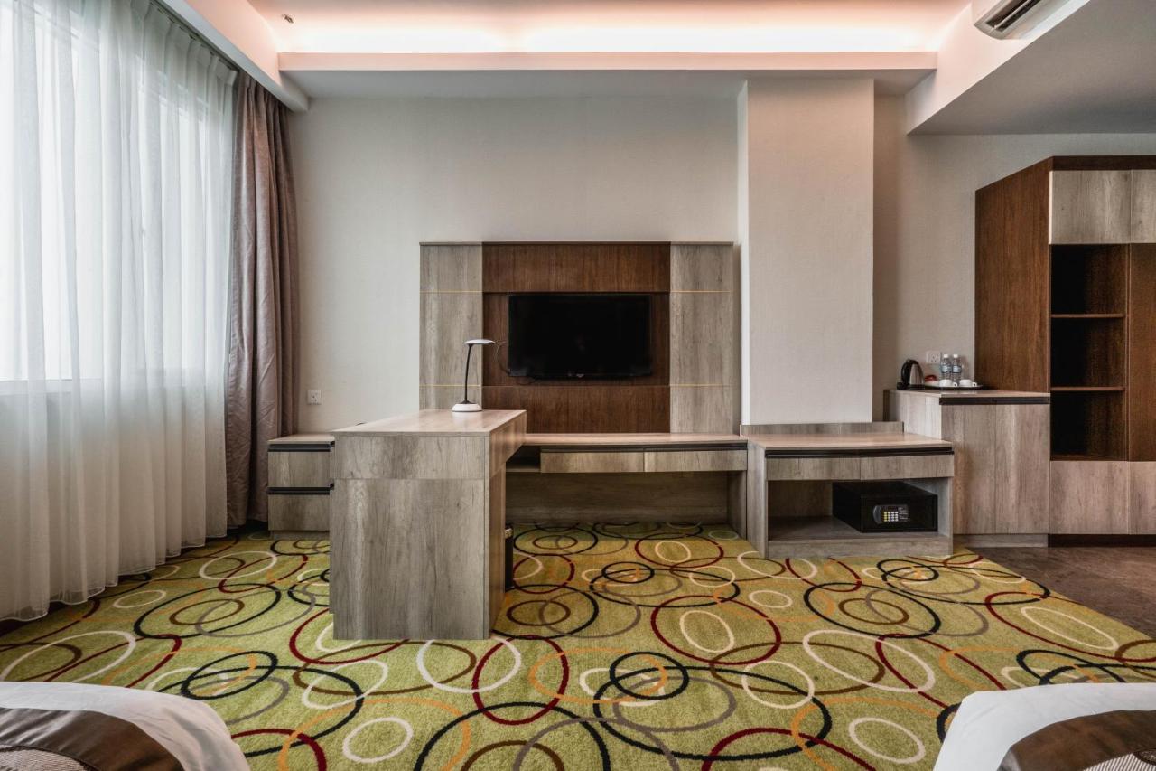 Ano Hotel Miri Eksteriør bilde